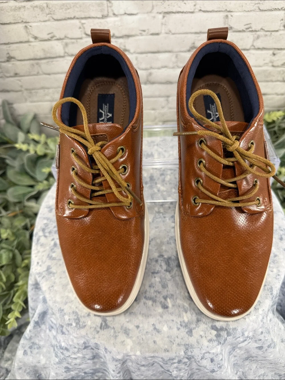 ASHFORD HAYES “Dozer” Caramel Perforated Round-Toe Dress Casual Oxfords Boys 5M